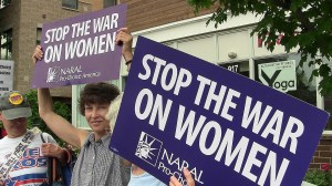 A pro-choice protest. Source: Madmanmikey, Flickr.