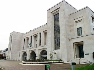 The Power of Human&nbsp;Touch